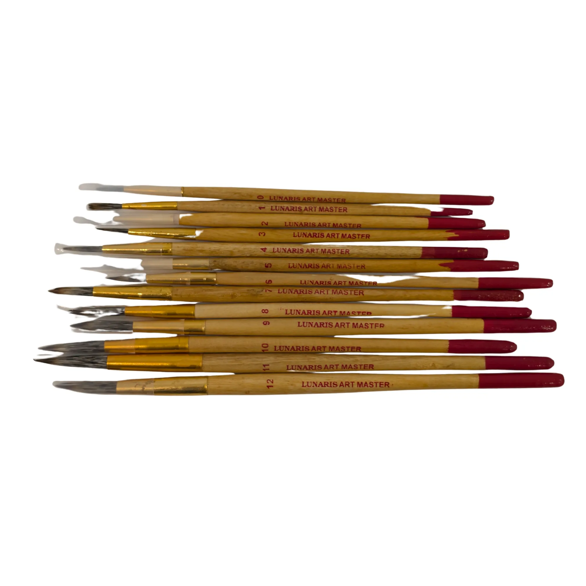 Lunaris Art Master round art brushes in numbers 0 to 12, laid out by size